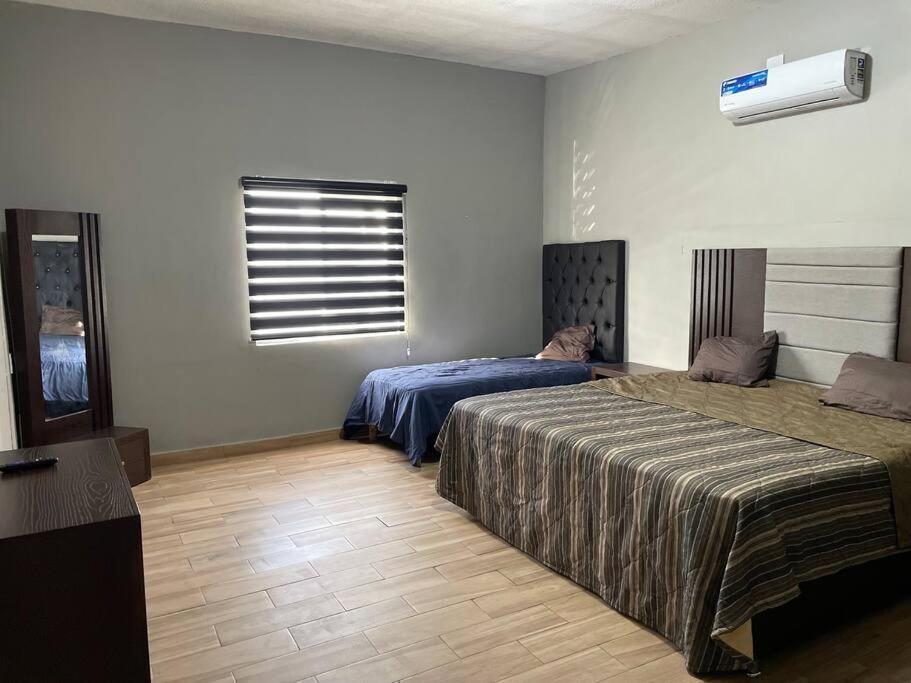 Casa Granada Cercana A Consulado Y Aeropuerto. Ciudad Juárez Esterno foto